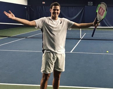 Tenis