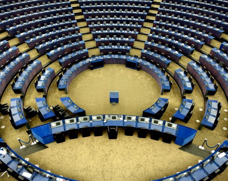okładka do tekstu o zakładach bukmacherskich na wybory parlamentarne w 2019 roku
