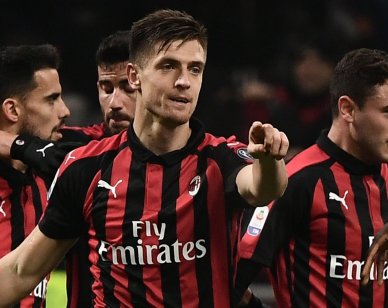 Krzysztof Piątek Milan